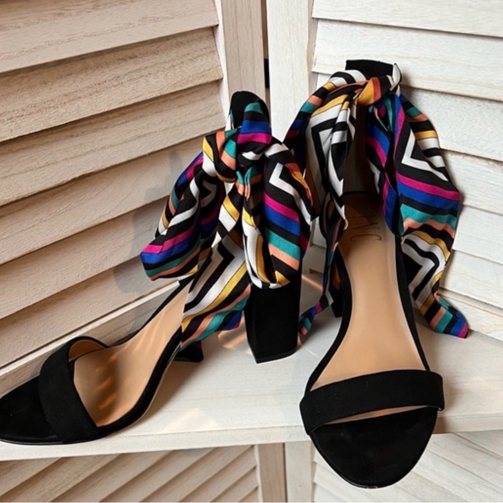 I.N.C. International Concepts Kanata Heels with Colorful Scarf Accent - 7 - Picture 4 of 6